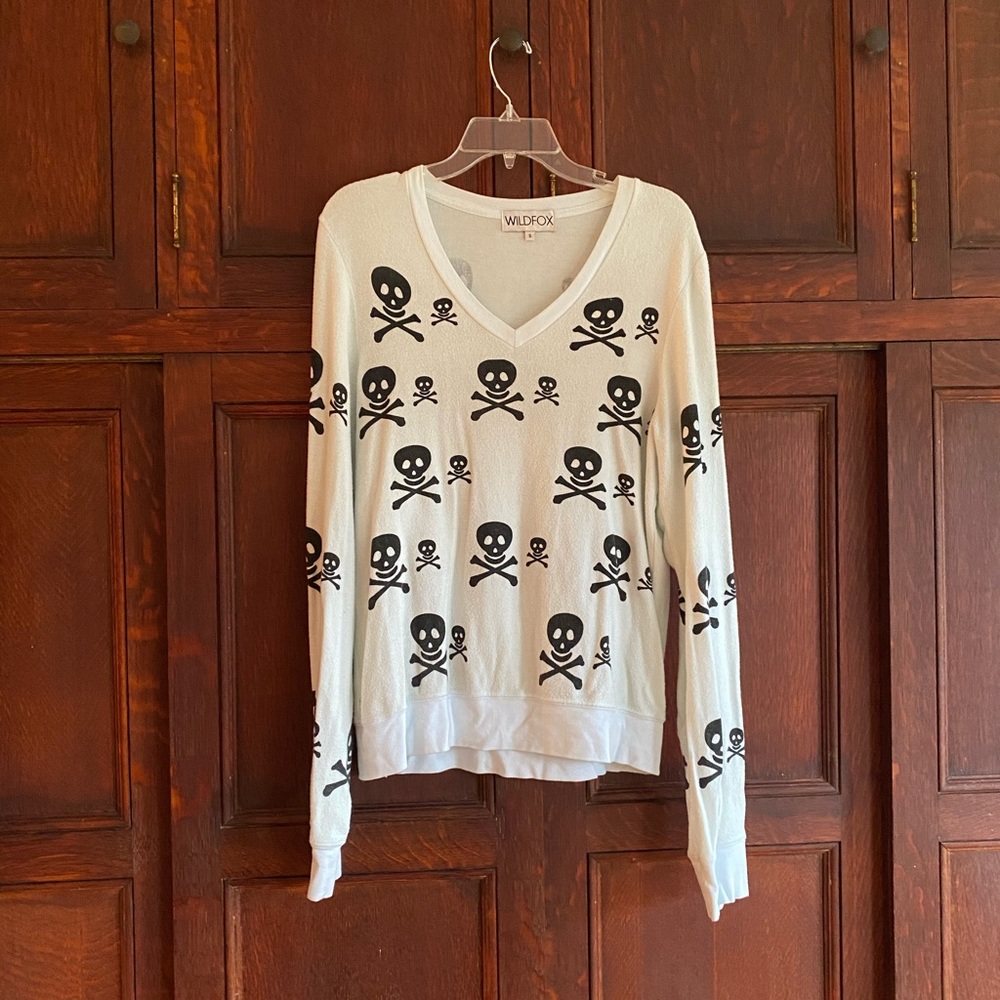 Wildfox NWOT Pirate Skulls Baggy Beach Jumper